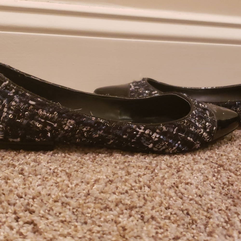 Nine West Raised Flats - Picture 2 of 4